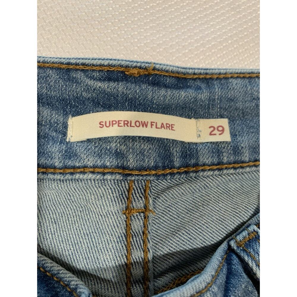 Levi's Superlow Flare Jeans Womens Size 29x30 Medium Wash Y2K Low Rise - Picture 8 of 10
